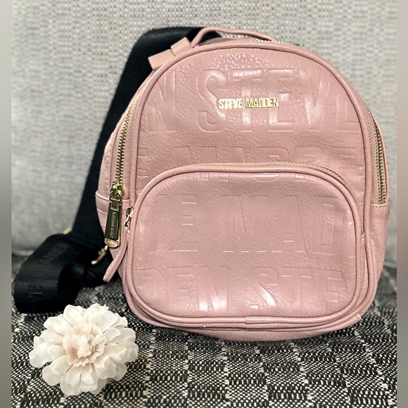 Steve Madden Handbags - Steve Madden Blush Backpack